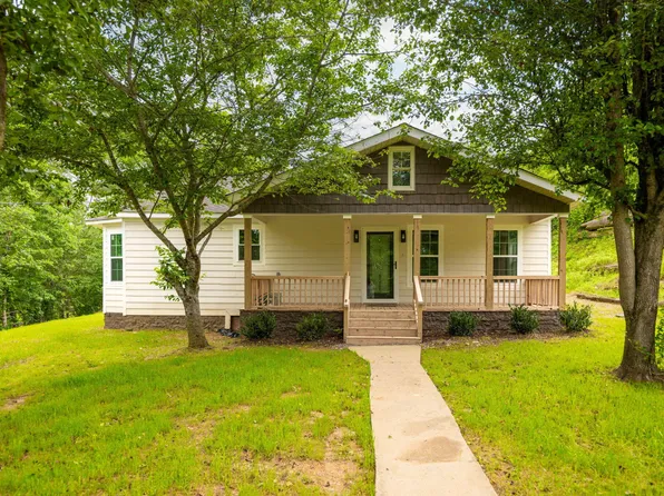 6744 Creek Rd, Wildwood, GA 30757