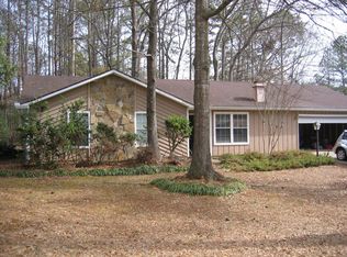 1850 Vauxhall Dr, Lithonia, GA 30058