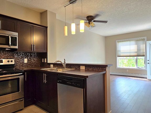 3rd image of 2584 Anderson Way SW #409