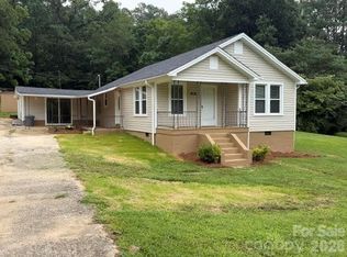 299 Us Highway 221 S, Marion, NC 28752