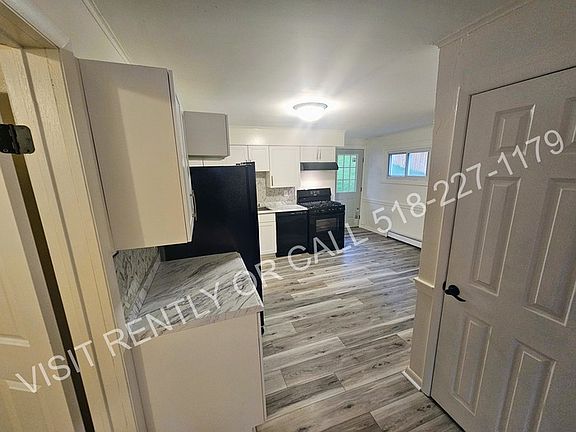 3rd image of 11 Elm St #1