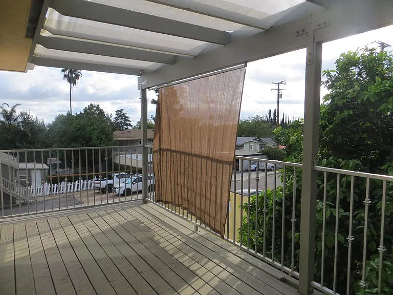 147 Mariposa Ave #F — Photo 24