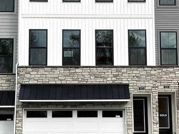 117 Brianna Ct #9, Chalfont, PA 18914