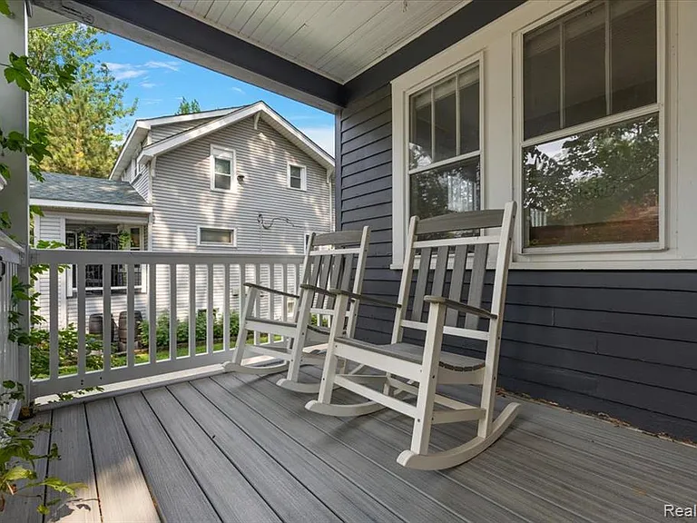 529 Hawthorn Ave — Photo 20