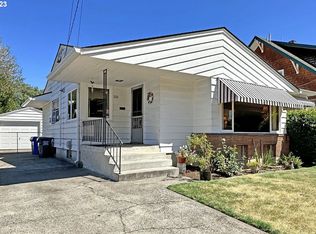 226 SE 85th Ave, Portland, OR 97216