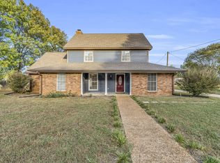 102 Acorn Ln, Starkville, MS 39759