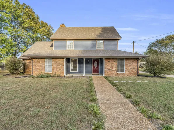 102 Acorn Ln, Starkville, MS 39759