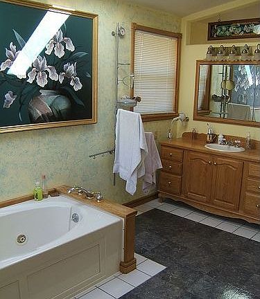 Spacious master bath
