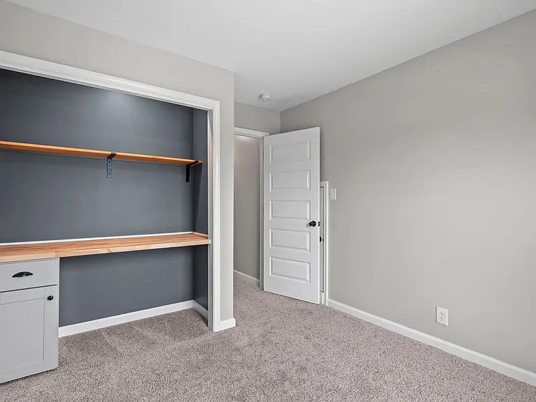 133 Tomahawk Pointe — Photo 34