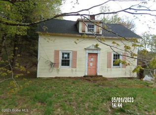 68 Main St, Lebanon Springs, NY 12125