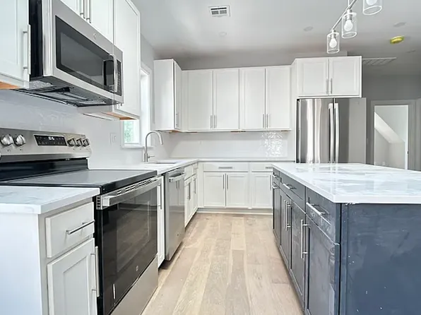 51 Fairbanks St #2, Brighton, MA 02135