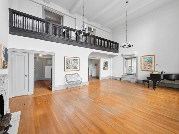 1 West 67th Street image 2 of 17