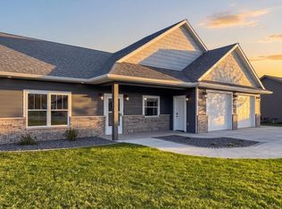 206 Ore Be Gone Ct, Gilbert, MN 55741