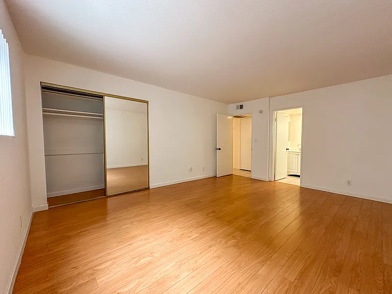606 E Santa Anita Ave #B — Photo 19