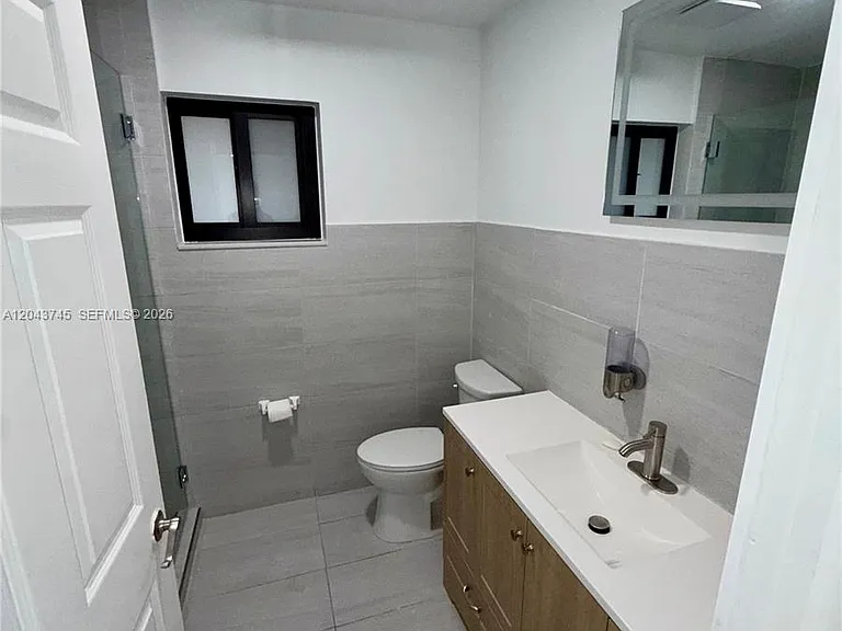 8945 NW 114th St — Photo 12