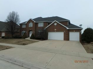 10432 Stone Hill Dr, Orland Park, IL 60467