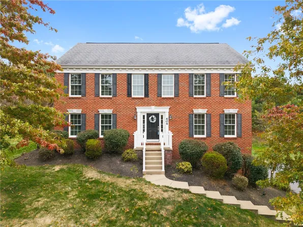 404 Minglewood Dr, Gibsonia, PA 15044