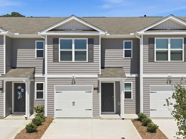 7241 Longleaf Rd, Rocky Mount, NC 27804