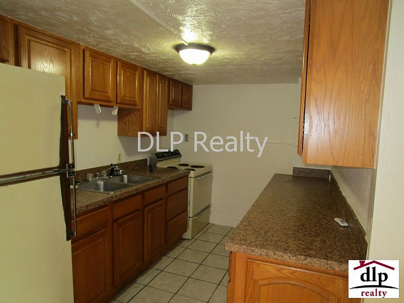 1st image of 207 N Peninsula Dr #1