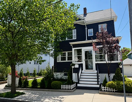 20 Raymond St Photo 1
