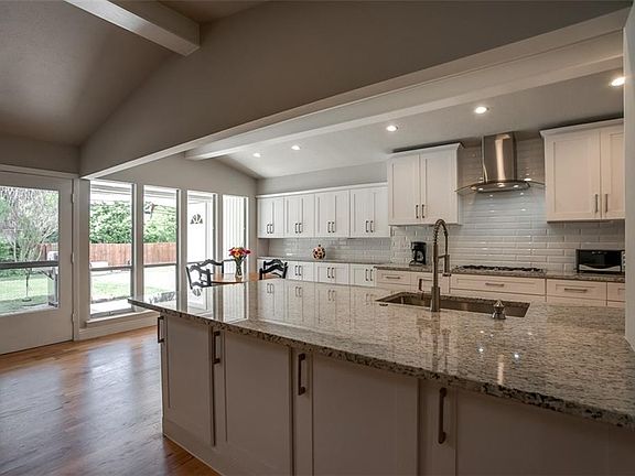 5th image of 7532 Woodstone Ln