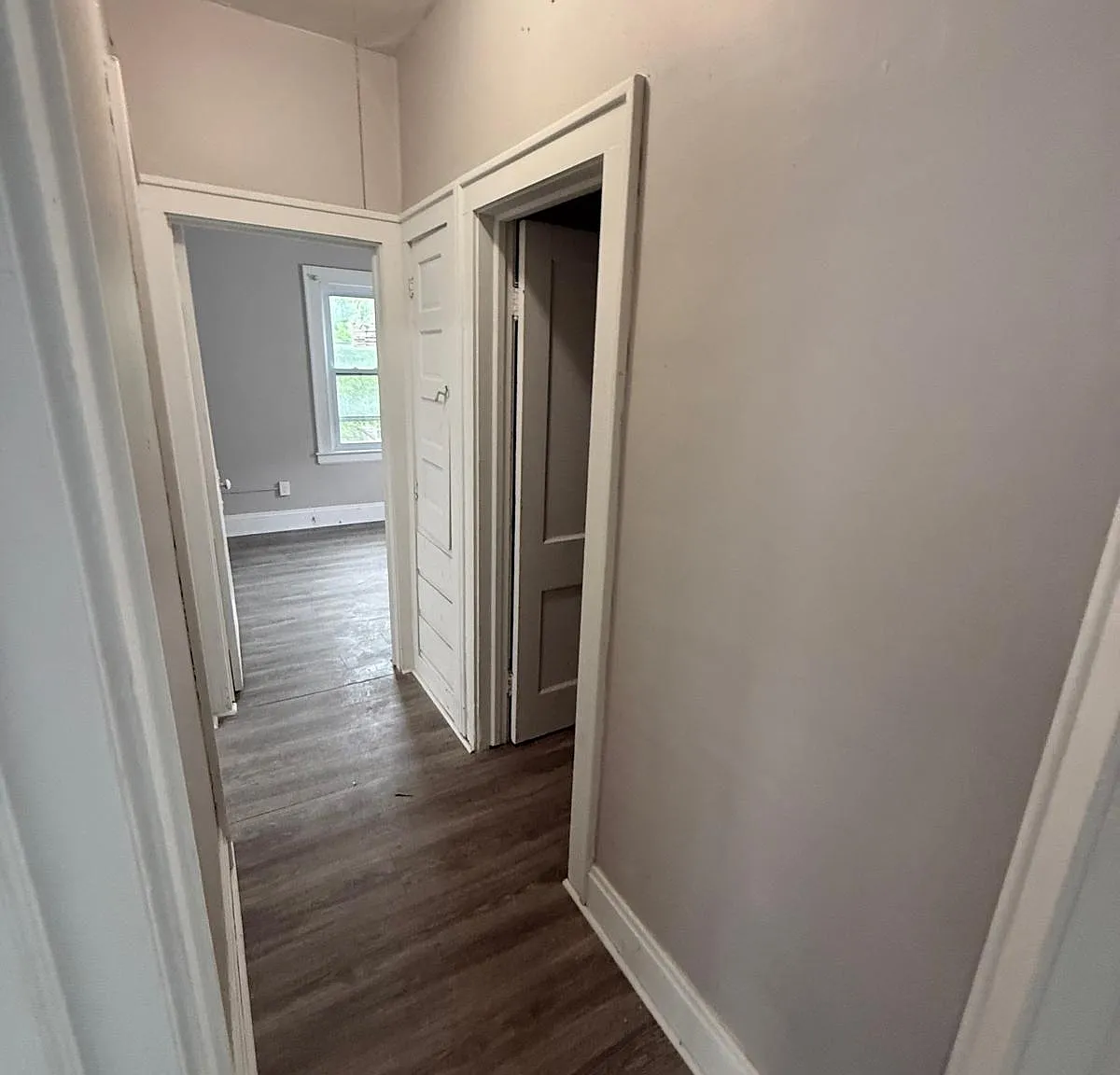 2 bed, 1090 sqft, $1,000 — Photo 4