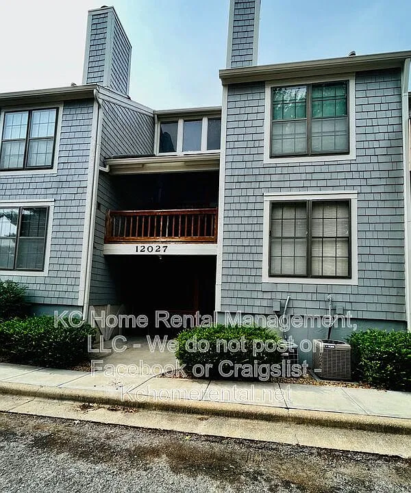12027 W 58th Pl