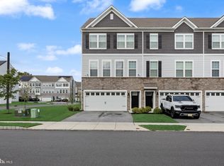 73 Sisters Farmstead Rd, Mount Laurel, NJ 08054