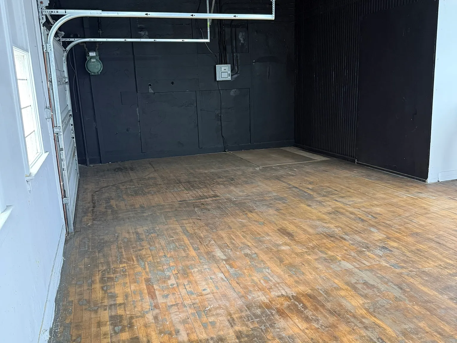 Studio, 1450 sqft, $1,500 — Photo 1