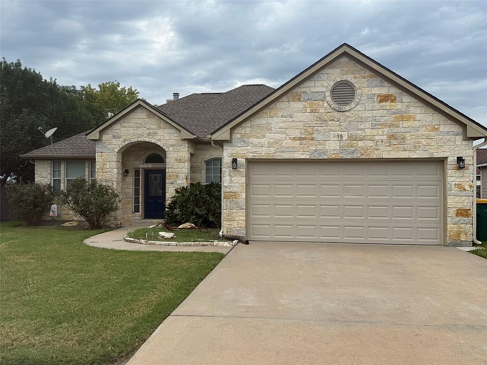 1st image of 125 Rose Mayer Loop
