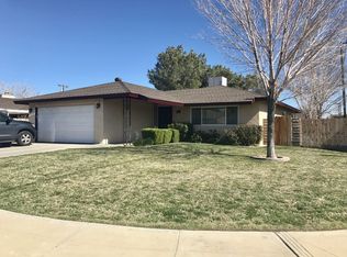 240 S Broadway St, Ridgecrest, CA 93555