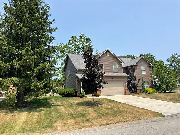 2nd image of 3117 Braun Ave