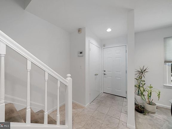 5th image of 7530 Heatherton Ln