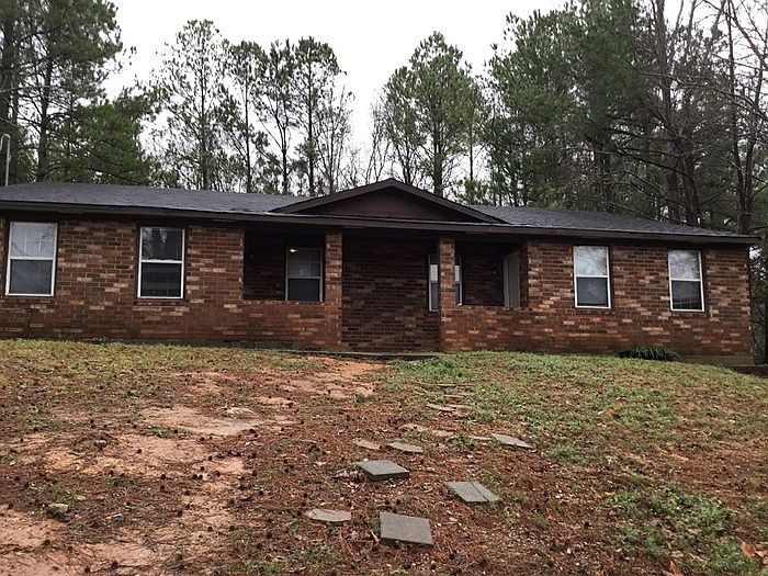 1st image of 153 Stoneybrooks Pl #B