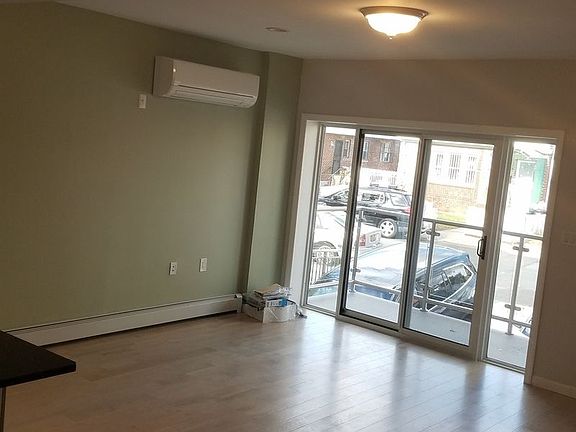 3rd image of 14212 59th Ave #1