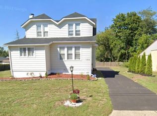 136 Walnut Ave #B, Lindenwold, NJ 08021