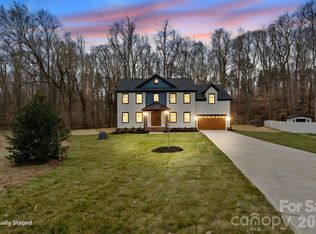 10405 Briarhurst Pl #18, Mint Hill, NC 28227