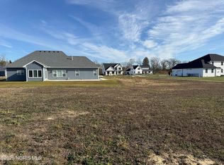 5557 Waterville Monclova Rd, Monclova, OH 43542