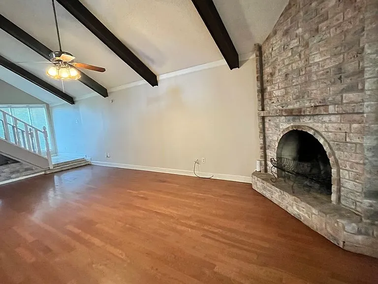 5117 Royalton Dr — Photo 16