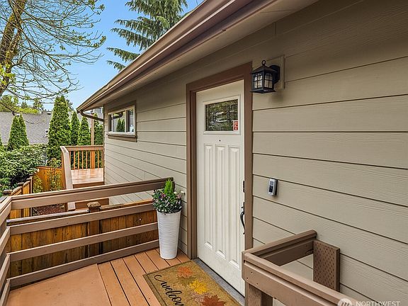 2nd image of 6240 NE 204th Place