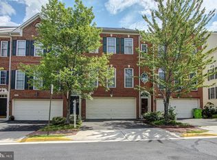 8018 Samuel Wallis St, Lorton, VA