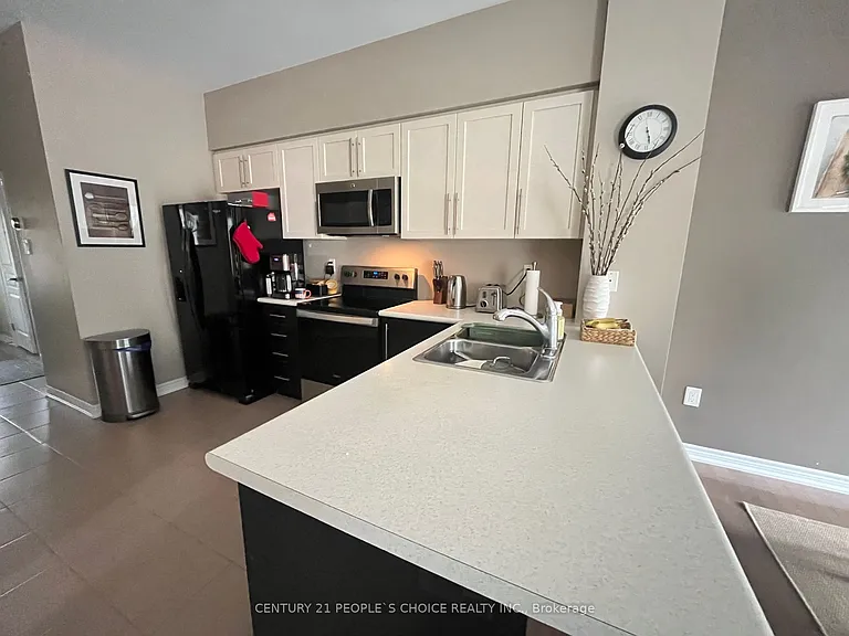45 Royal Winter Dr #25 — Photo 7