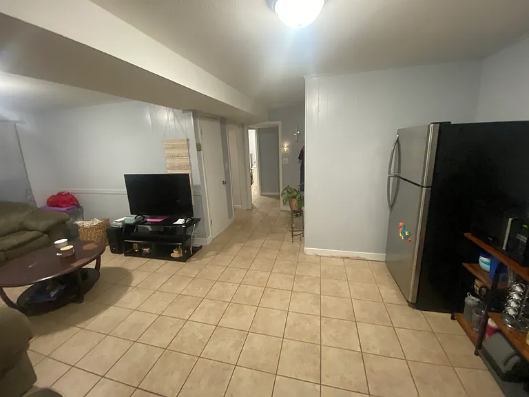 605 David St — Photo 13