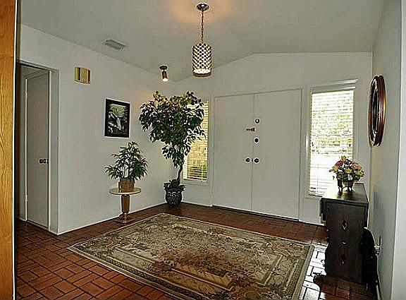 4th image of 501 Kingston Dr
