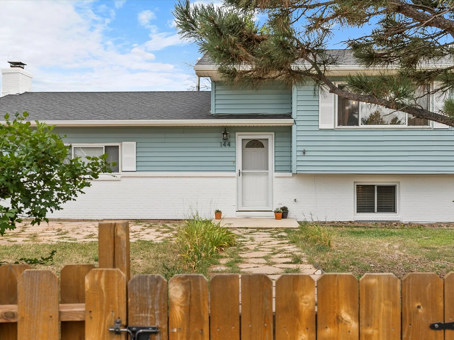 144 Franklyn Avenue - 1 — Photo 3