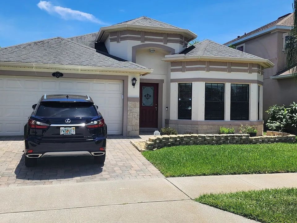 1247 Donegal Dr