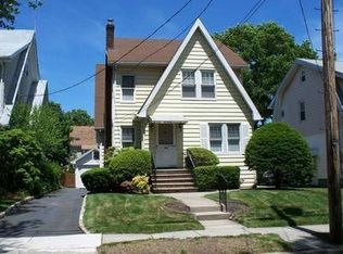 106 Cedar St, Nutley, NJ 07110