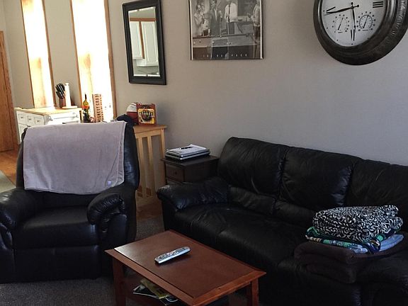 3rd image of 1413 N Cleaver St APT 1F