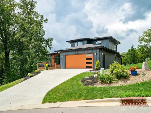 157 Meadow Breeze Rd, Arden, NC 28704