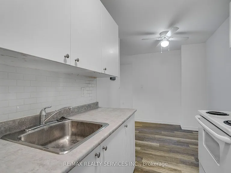 223 Jackson St W #1009 — Photo 14